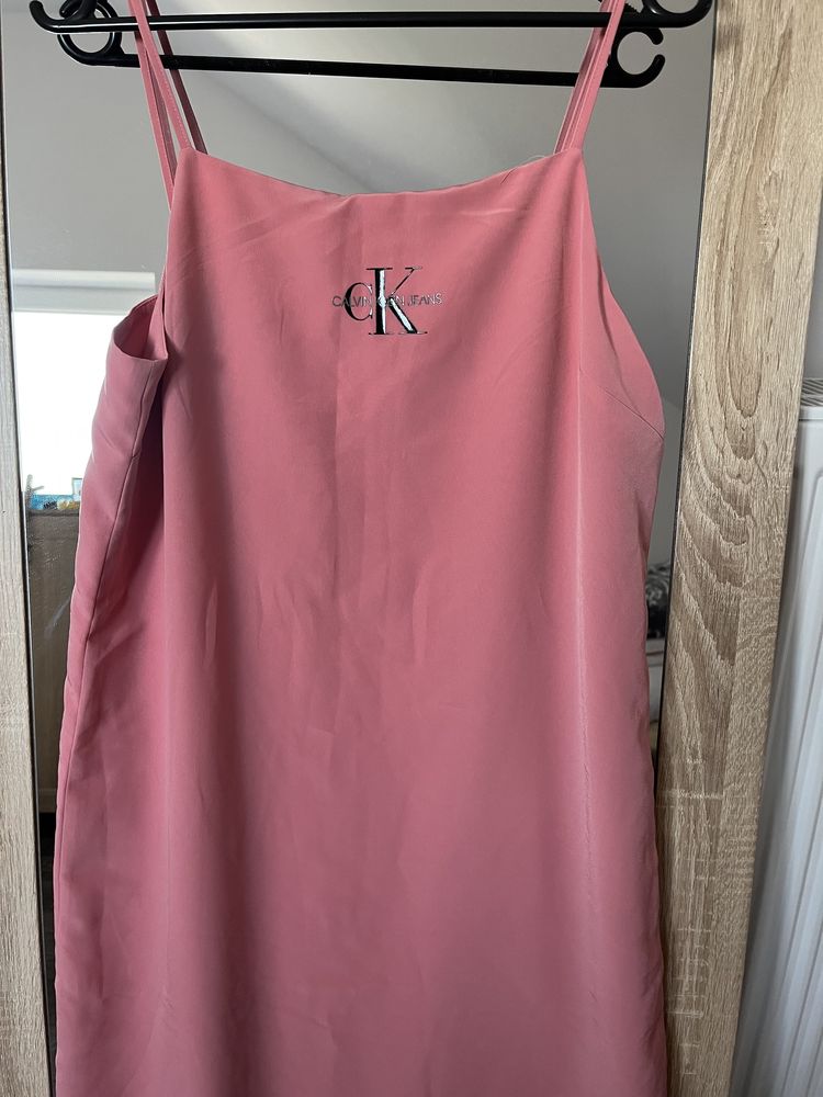 Rochița roz pudra Calvin Klein