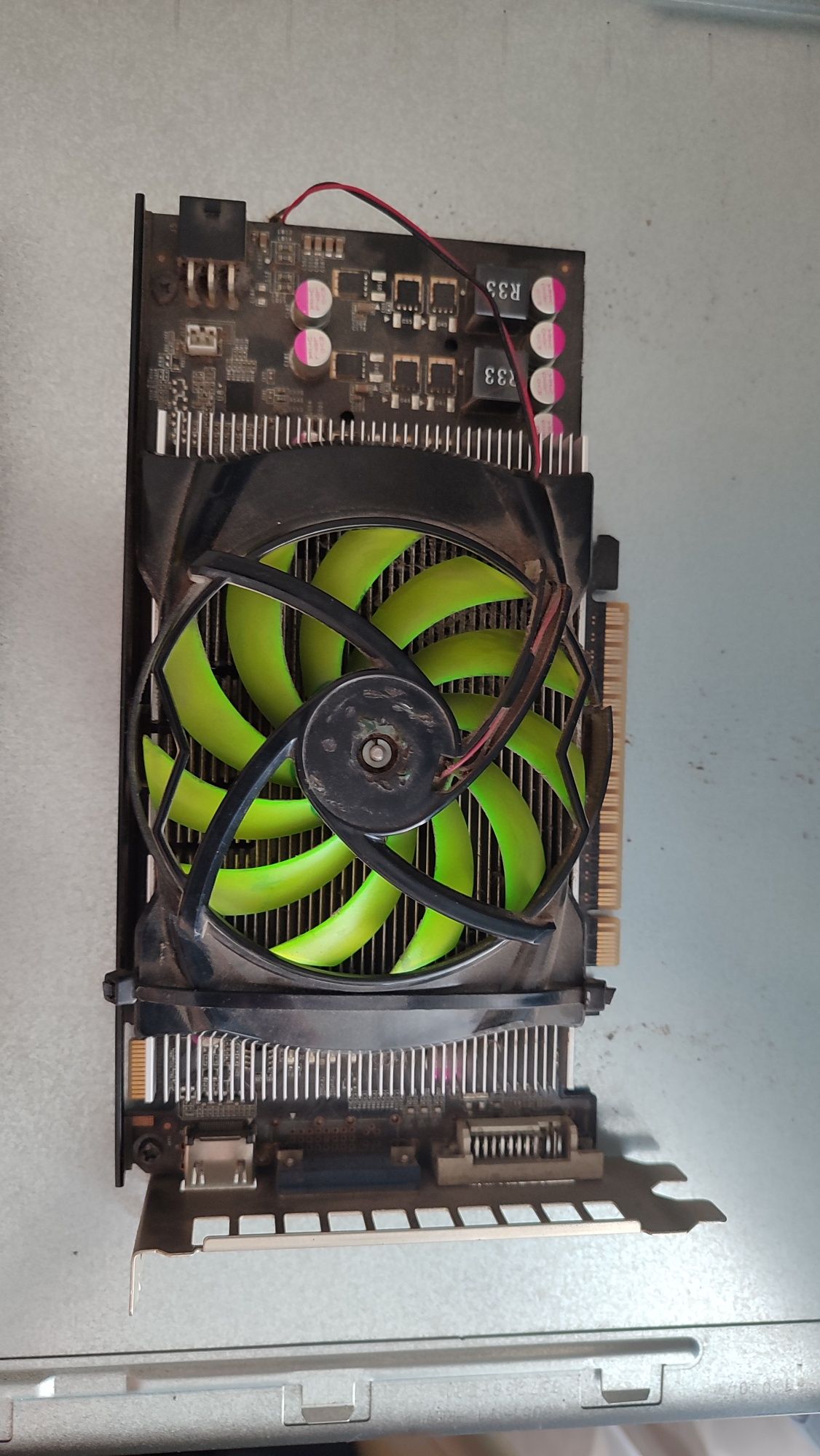 Продам видеокарту gtx 550 ti.