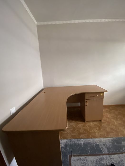 Стол  компьютерный так и письменный