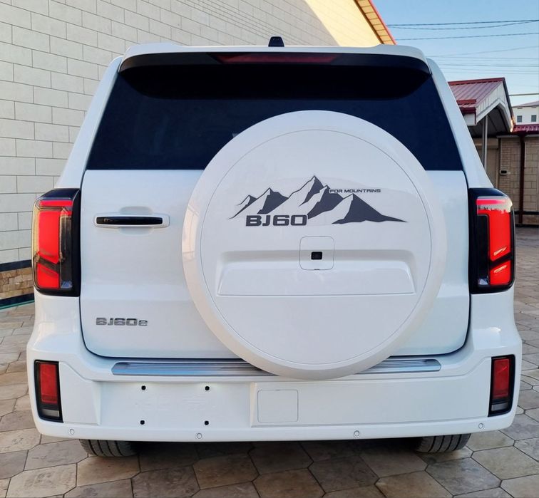 BEIJING BJ60 внедорожник