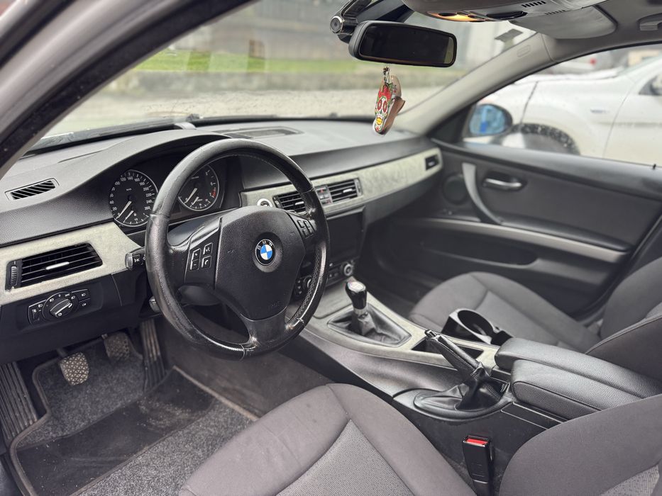 BMW 320i Touring E91 150hP