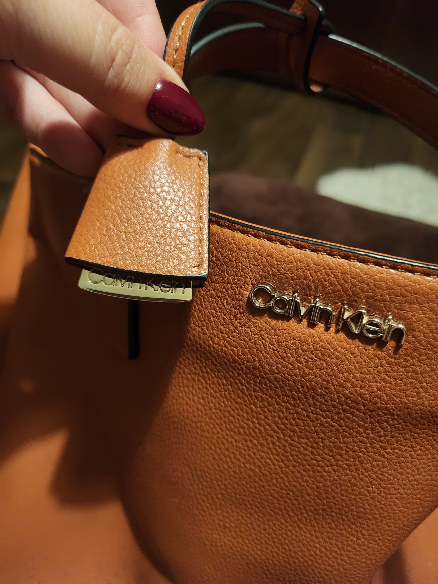 Оригинална чанта Calvin Klein