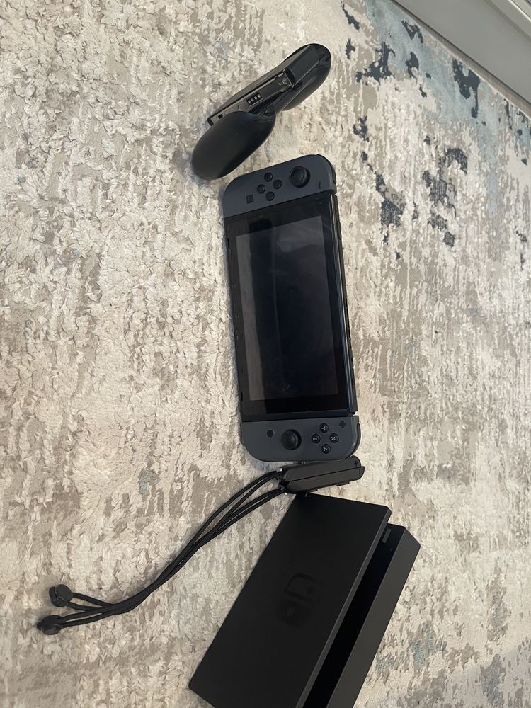 Nintendo switch цвет серый