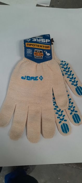 Продам перчатки  рабочие Зубр.