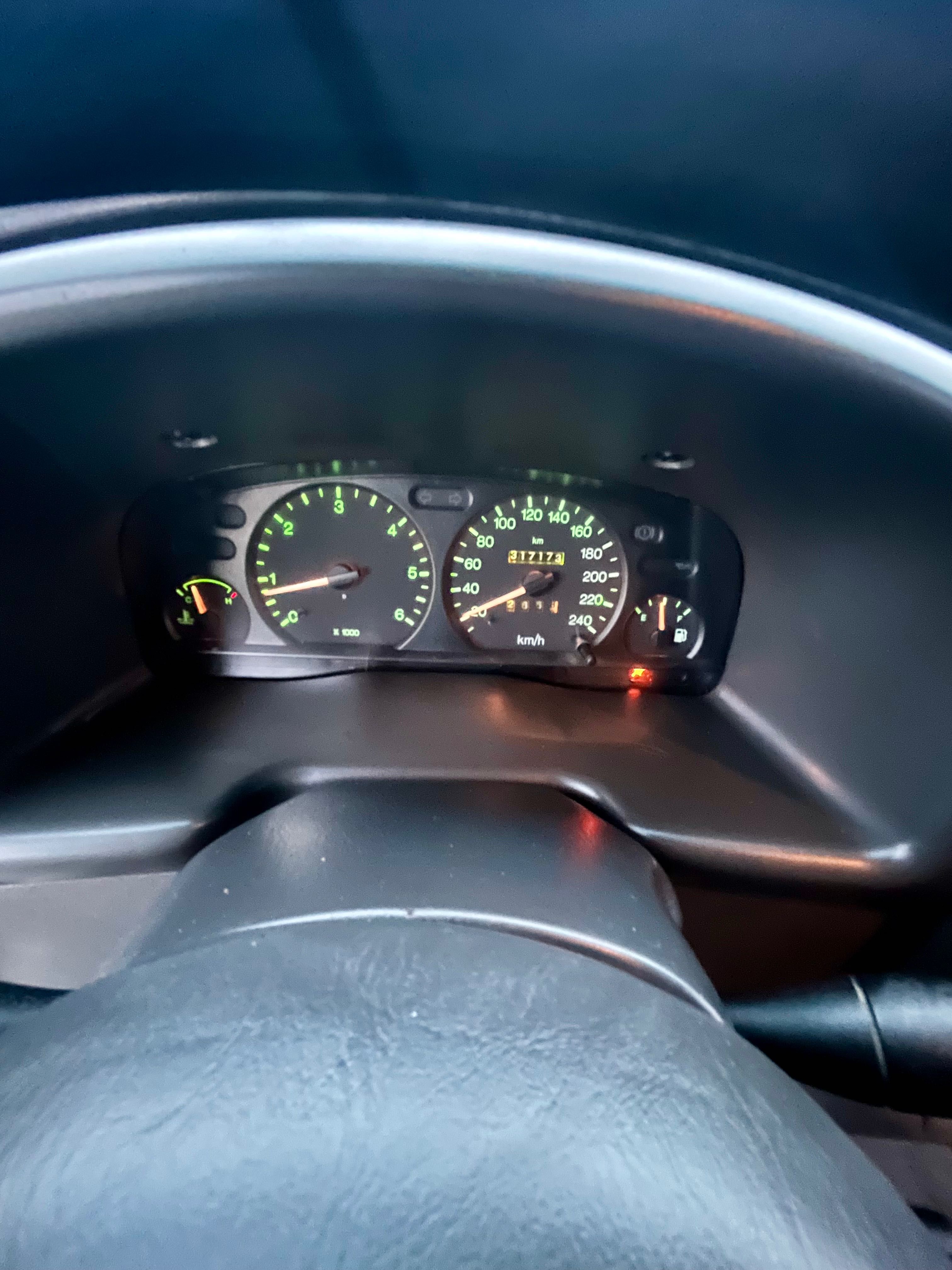 Ford Tranzit 2.0 85 коня