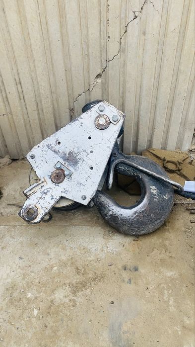 Гак на автокран камаз 25т