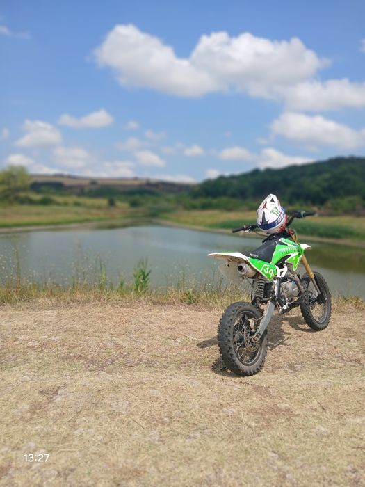 Продава се косов мотор 125 кобика