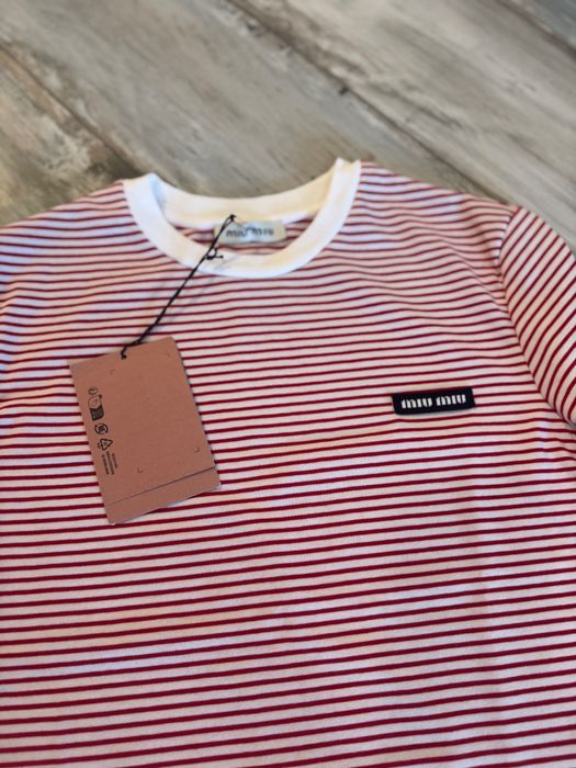 Дамска тениска нова