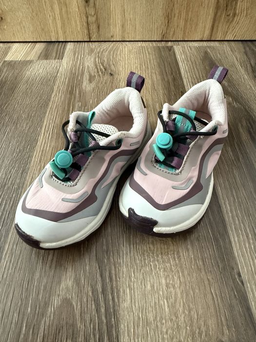 Adidasi fetita nr 24 zara