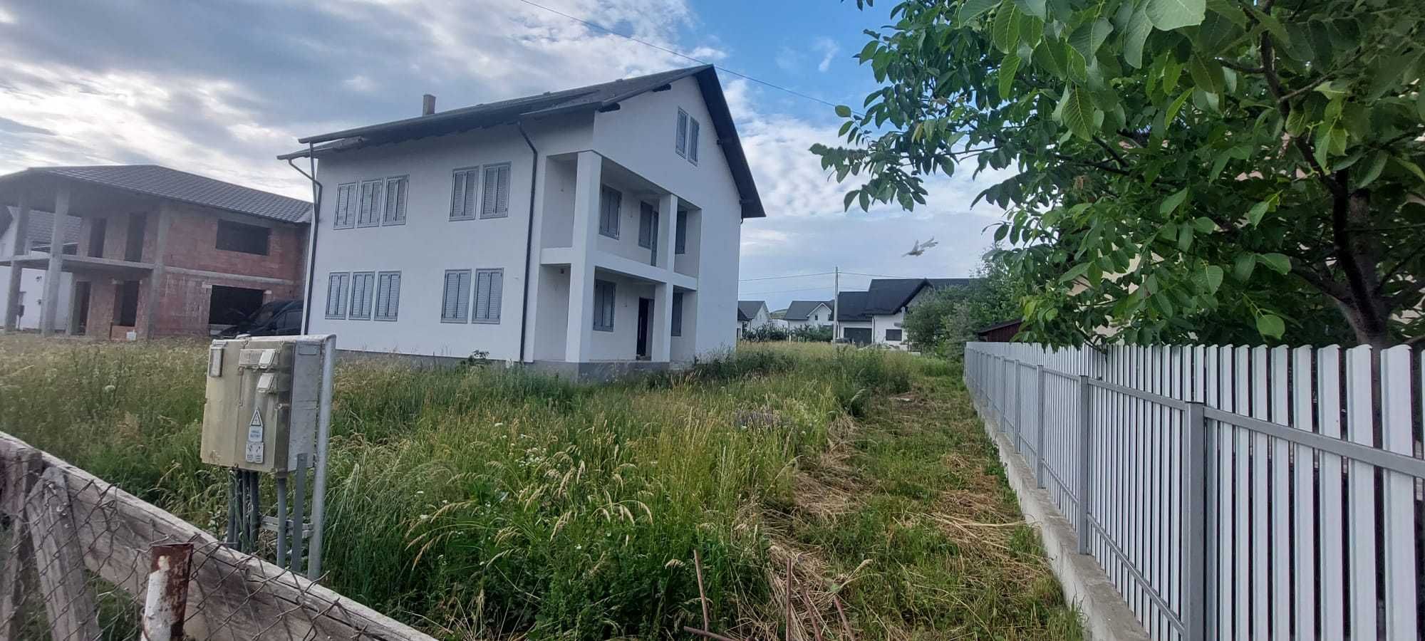 EXCLUSIVITATE!! Casa de vanzare, Suceava zona Burdujeni, 11 ari teren