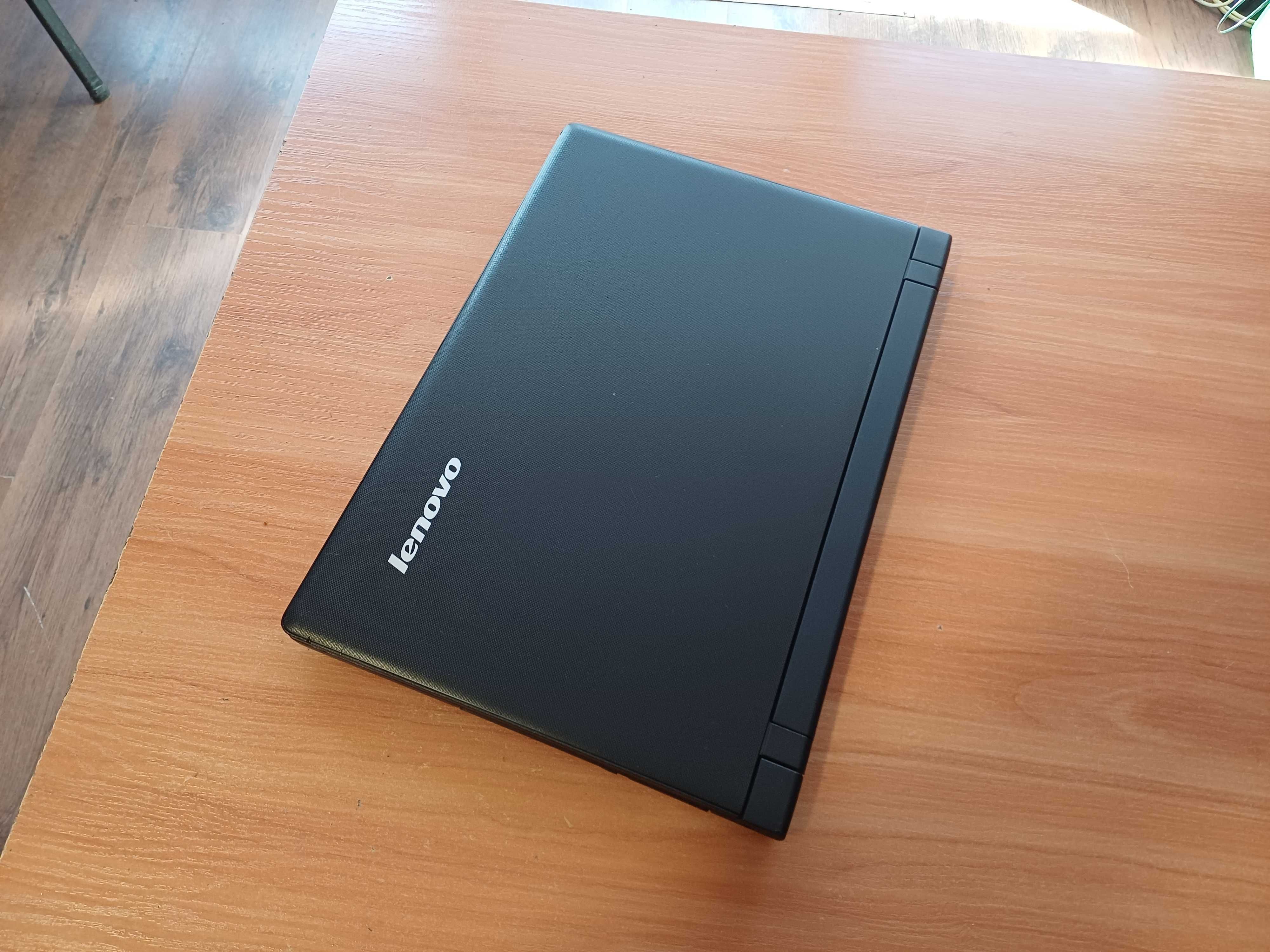 15.6' Lenovo Лаптоп 2x2.58Ghz/4GB-Ram/500GB HDD / USB3.0