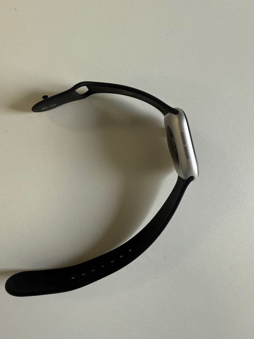 Часовник - Ейпъл уоч 10