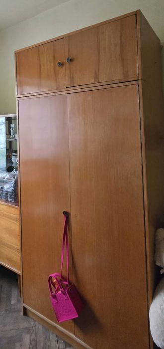 Donez mobila. Dormitor + sufragerie