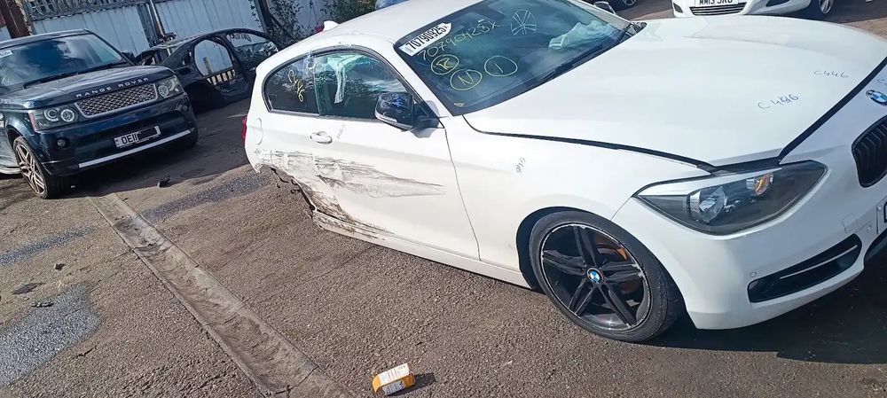 Dezmembrari / Dezmembrez BMW F21 N47D20K1 cutie viteze manuală GS6-17DG cod culoare ALPINWEISS III (300)