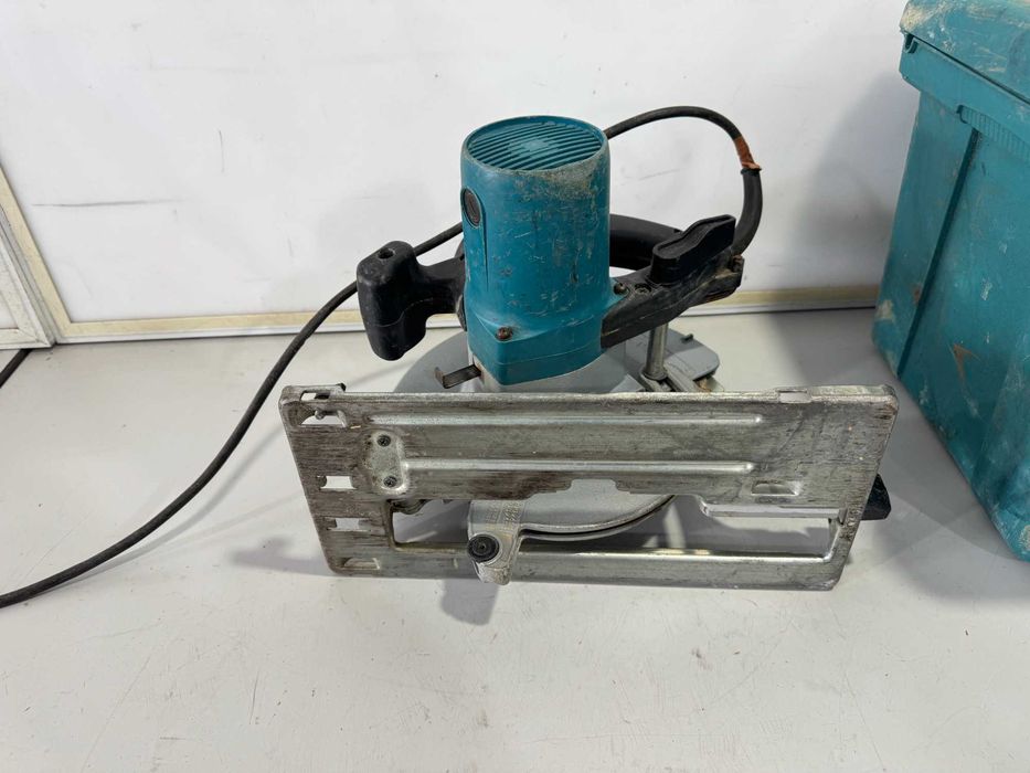Ръчен циркуляр - Makita 1300 W / 190 mm