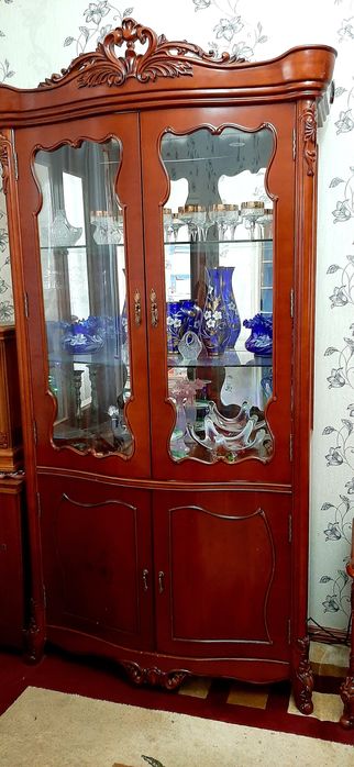 Продаётся мебель Китай. Срочно. Качественная