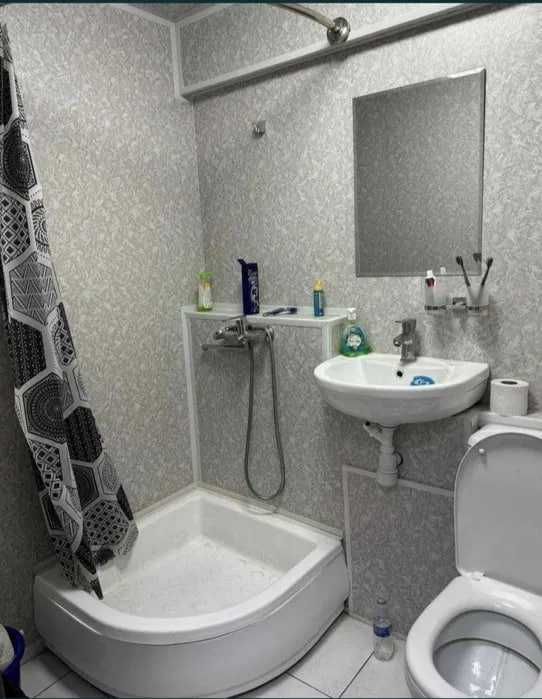 Qora-qamish 1/2 hududida joylashgan 1 xonali uy