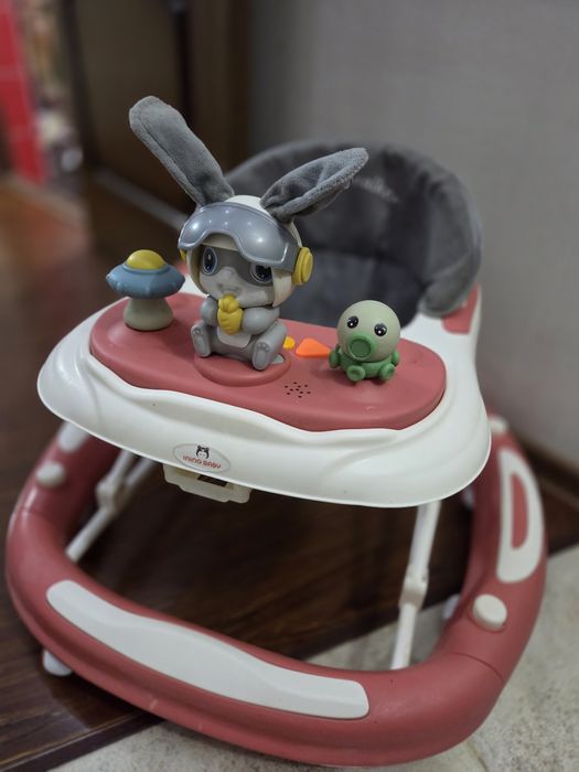 Продам ходунки для малышей