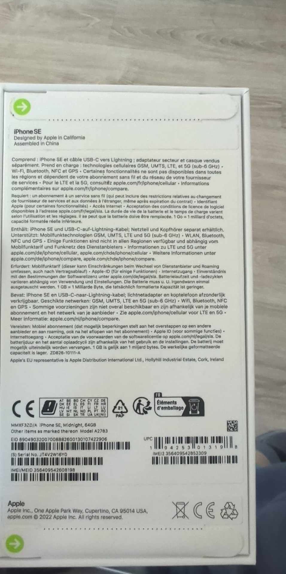 Vând telefon Ipohone SE ,64GB ,nu este folosit deloc este sigilat