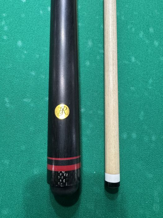 Бильярдный кий для русского пирамиды