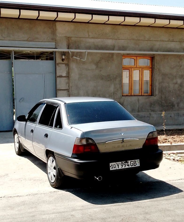 Nexia 1 sons sotiladi. Metan gazi bor. Metali chirimagan