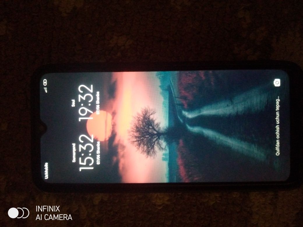 Telefon sotiladi