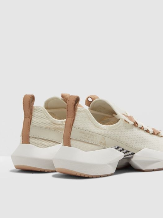 Reebok женские кроссовки