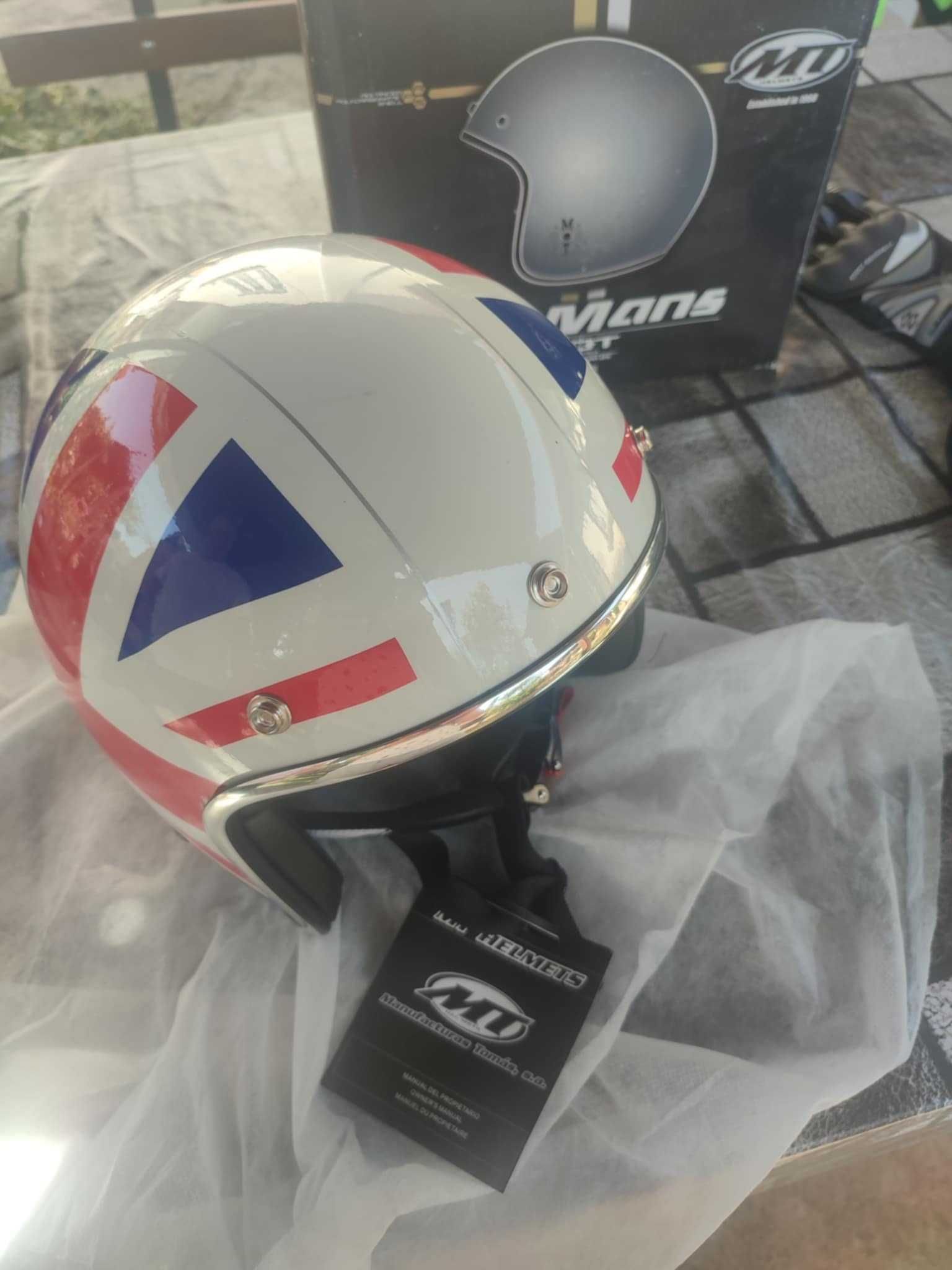 Каска MT Helmets