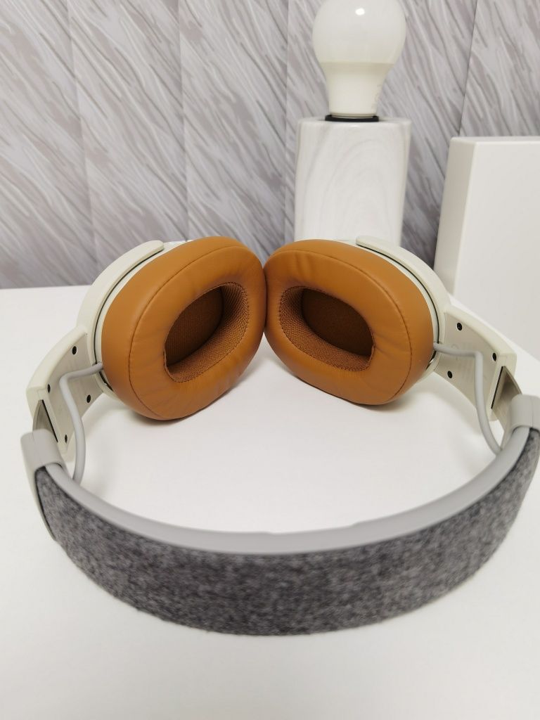 Безжични слушалки с микрофон Skullcandy - Crusher Wireless Gray/Tan