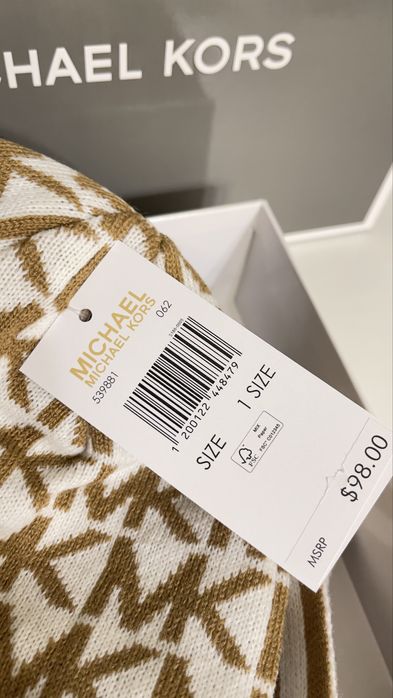 Набор шапка и шарф MK