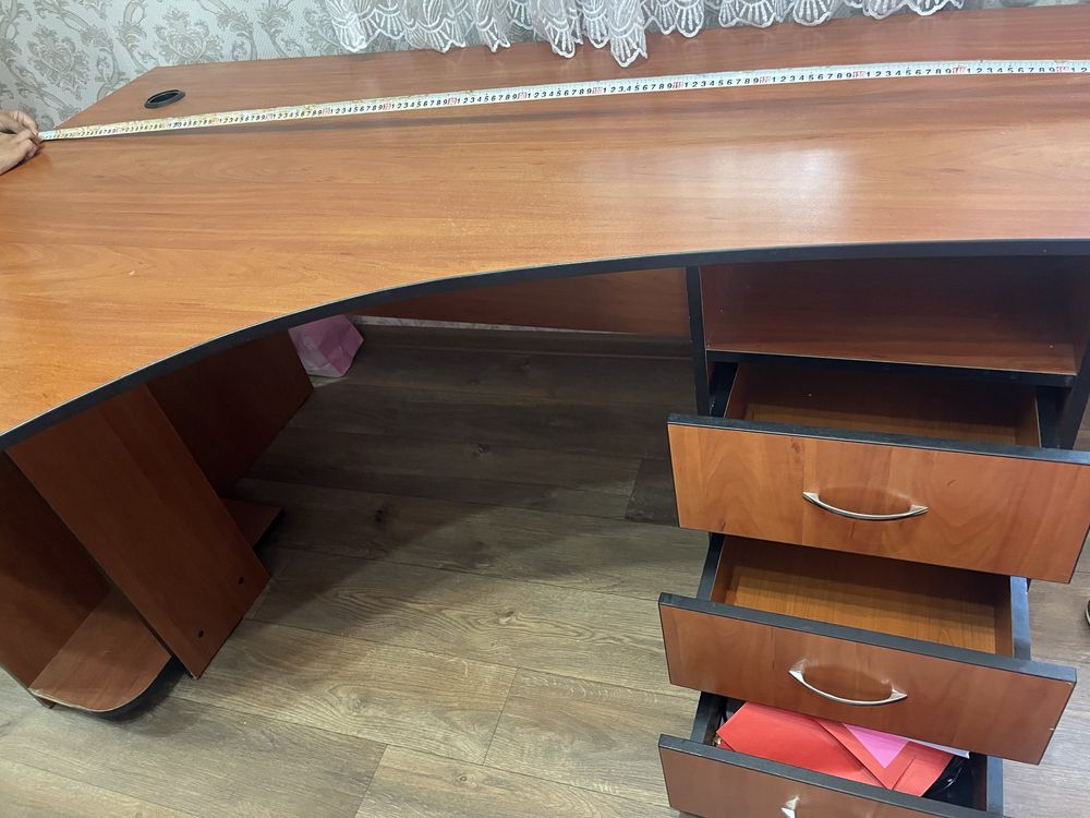 Продам Стол для офиса