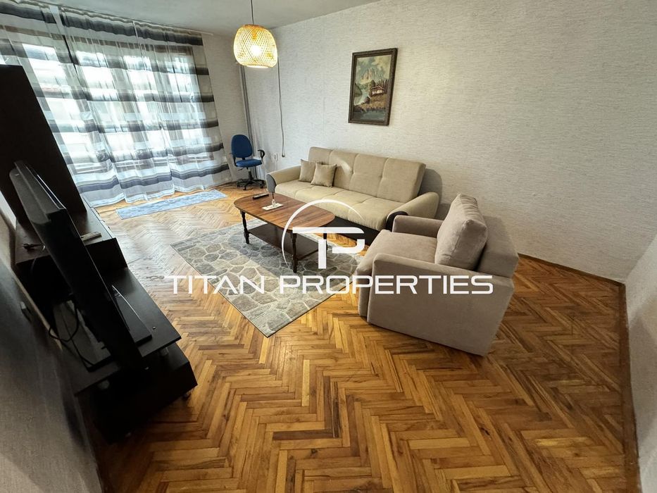 Дава се под наем Тристаен апартамент в Бургас, Център - 98 кв.м за 433.5 € - Снимка #2