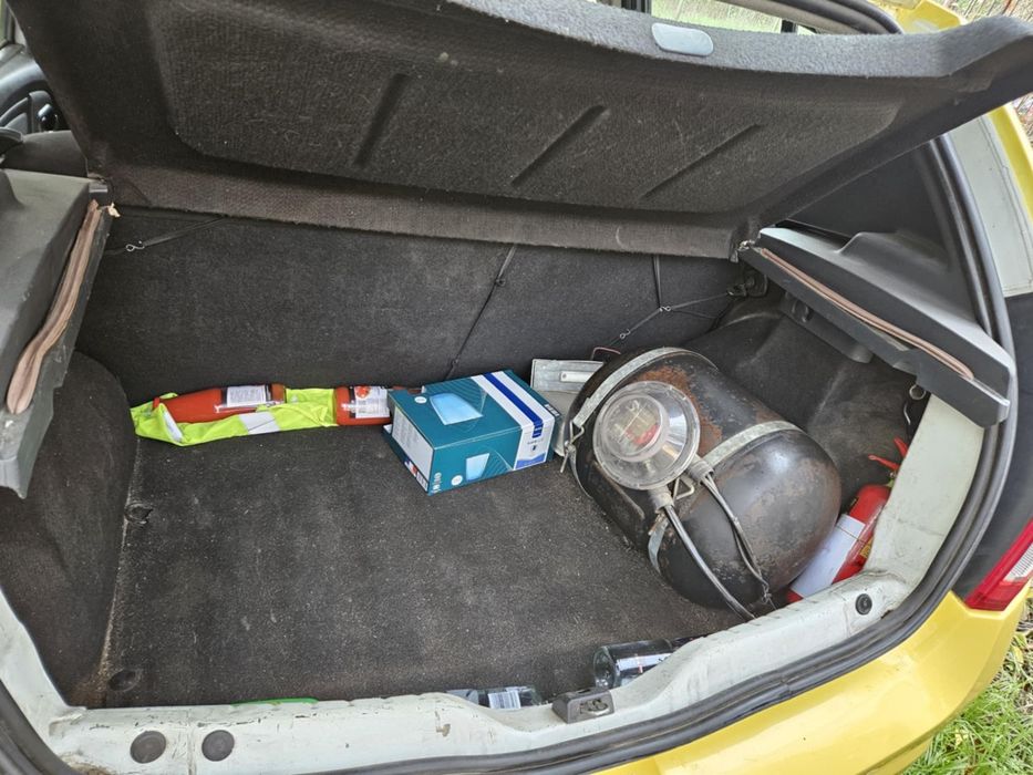 Продавам Dacia Sandero