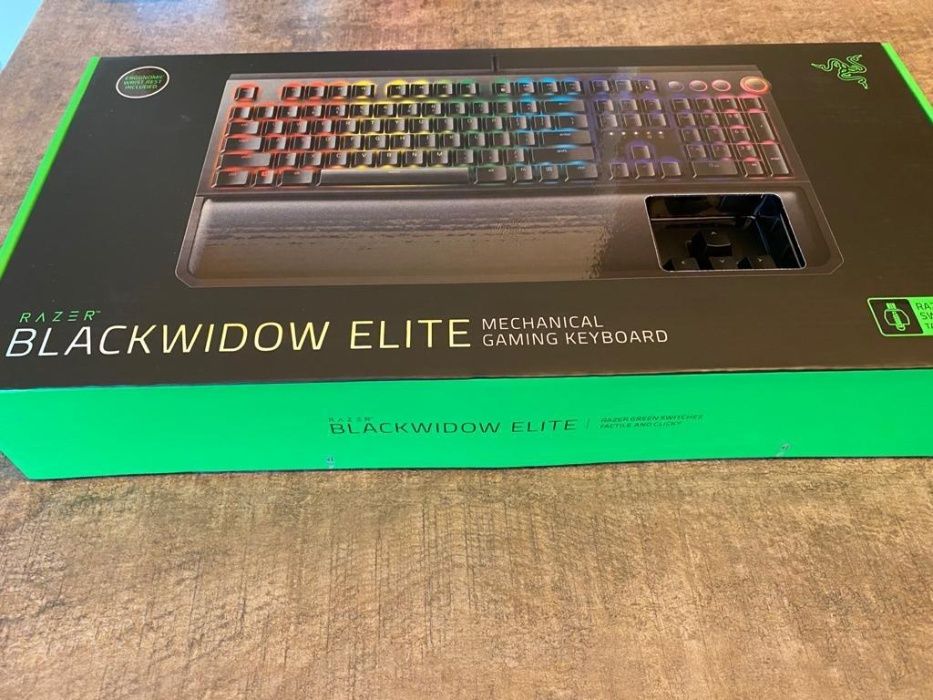 Tastatura Gaming Mecanica Razer BlackWidow Elite Green Switch Clicky