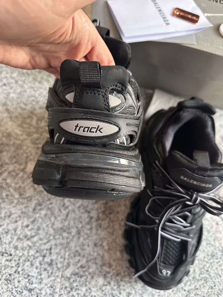 Balenciaga Track -Оригинални!