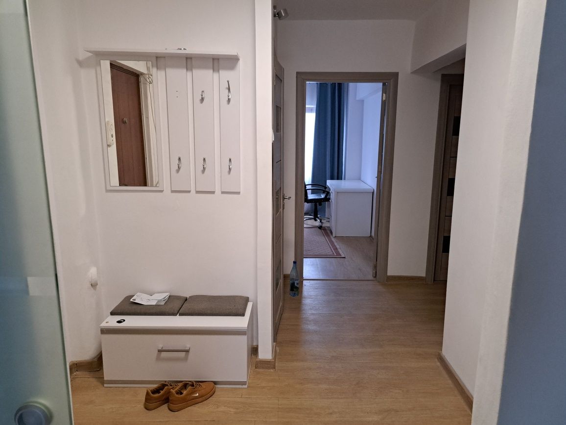 Apartament 3 camere decomandat, modern, spatios