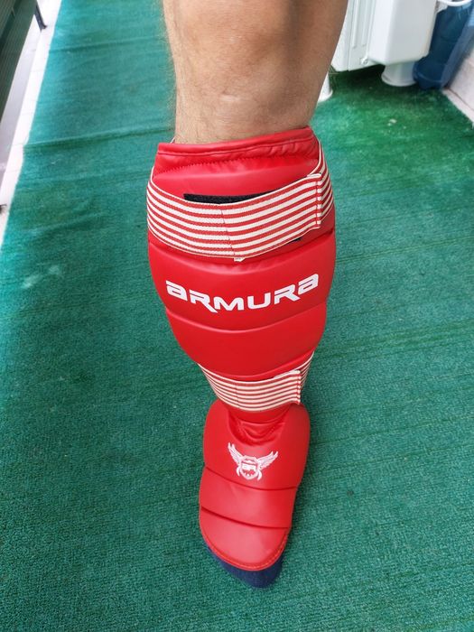 Mănuși și Tibiere Armura