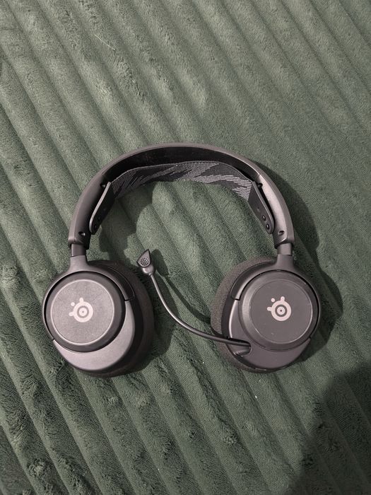 Headset Casti Gaming Steelseries Arctis Nova 3 Multiplatform