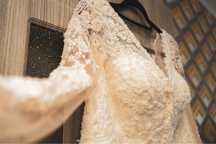 Rochie de mireasa + crinolina 3 cercuri