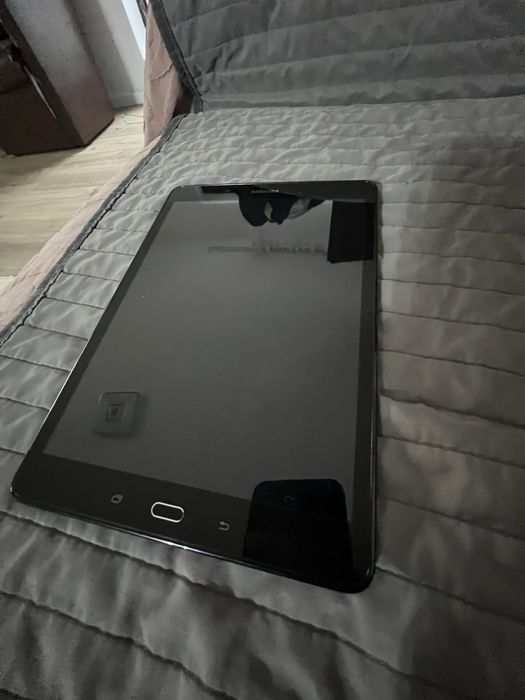 Samsung Tab A (SM-T550)