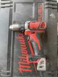 Bormasina milwaukee