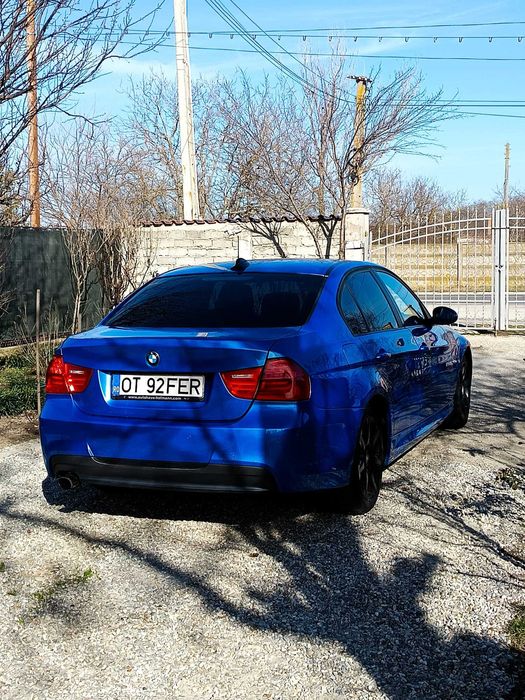 Vand sau schimb BMW E90 320 D din 2007