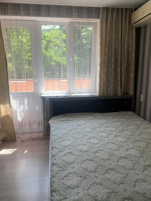 Сдаю 1 комнатную квартиру 1 мкр. 3 дом. В отличном состоянии.