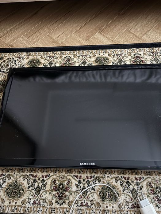 Продаю Телевизор Самсунг идеал