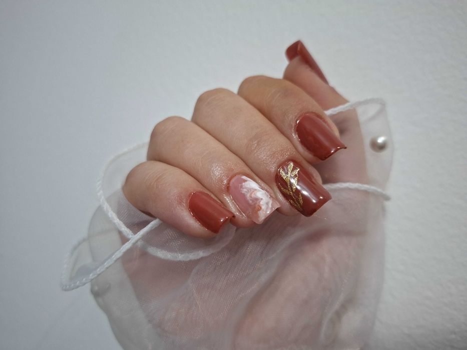 Servicii de manichiura