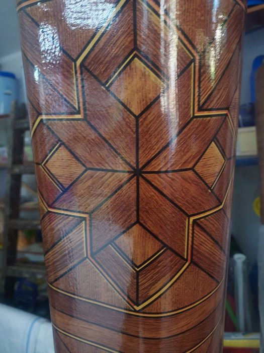 Linoleu 2m lat x 6m lung-1,2 gros, 210 lei bucata