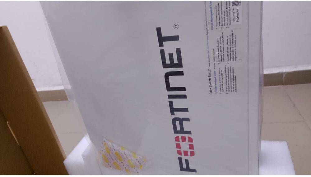 Комутатор Fortinet