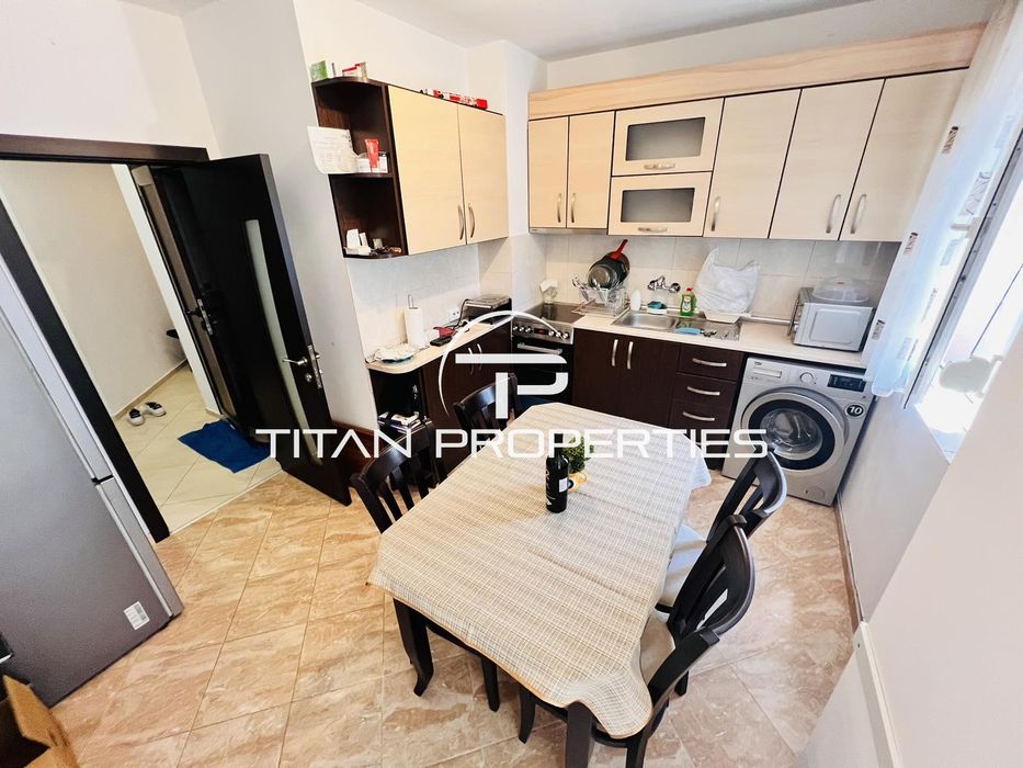 Дава се под наем Тристаен апартамент в Бургас, Лазур - 82 кв.м за 433.5 € - Снимка #3