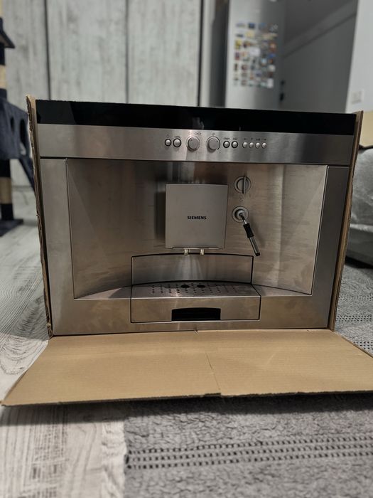 Aparat de cafea Siemens -  esspresor incorporabil, practic nou