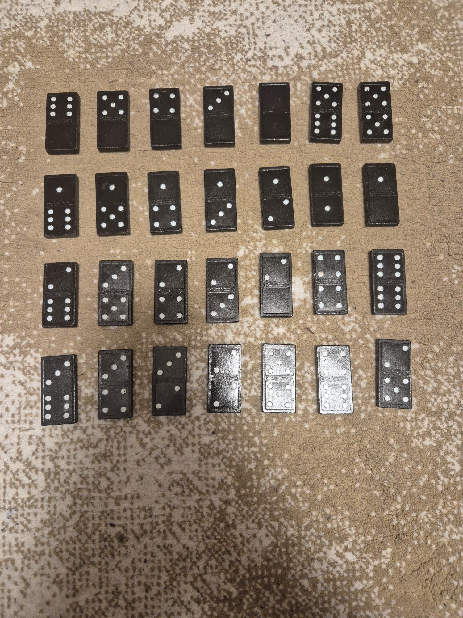 Domino adus din Bulgaria resigilat